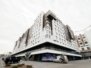 Apartament cu 4 camere, 99 m², Buiucani, Chișinău foto 1