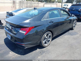 Hyundai Elantra фото 7