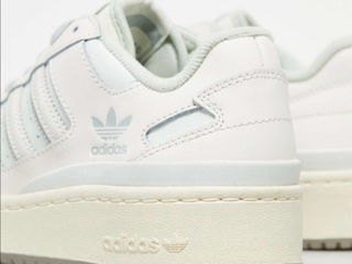 Adidas Forum foto 4