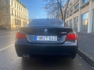 BMW 5 Series foto 7