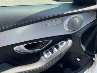 Mercedes C-Class фото 9