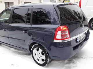 Opel Zafira foto 5