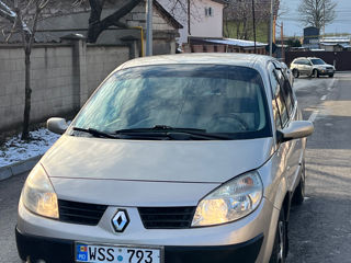 Renault Grand Scenic foto 3