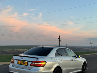 Mercedes E-Class foto 6