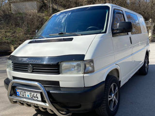 Volkswagen Transporter foto 1