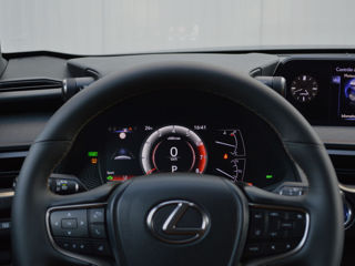 Lexus UX foto 10