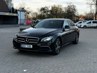 Mercedes E-Class foto 2