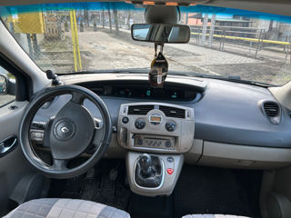 Renault Scenic foto 3