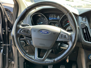 Ford Focus foto 13