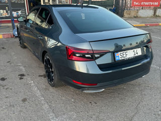 Skoda Superb foto 3