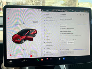 Tesla Model 3 foto 8