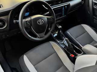 Toyota Auris foto 7