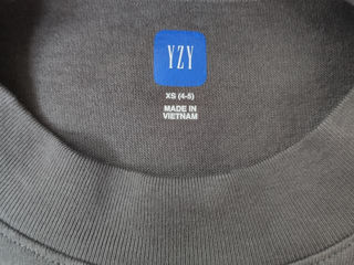 Yeezy Gap Balenciaga kids foto 3