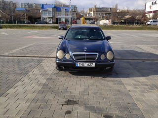 Mercedes E-Class