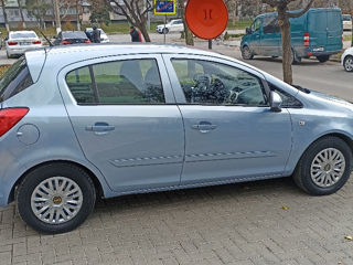 Opel Corsa foto 6