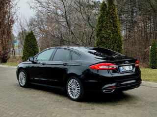 Ford Mondeo foto 14