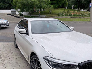 BMW 5 Series foto 6