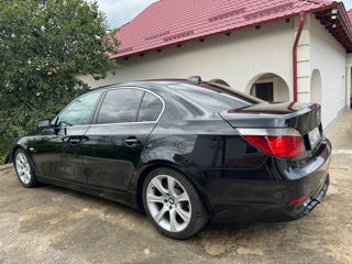 BMW 5 Series foto 4