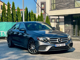 Mercedes E-Class foto 1