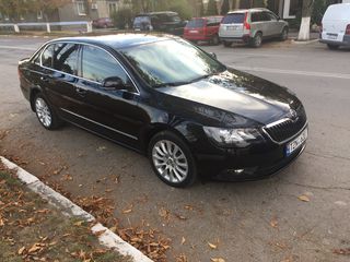 Skoda Superb foto 1