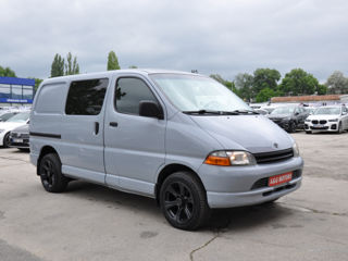 Toyota Hiace foto 2