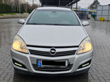 Opel Astra foto 2