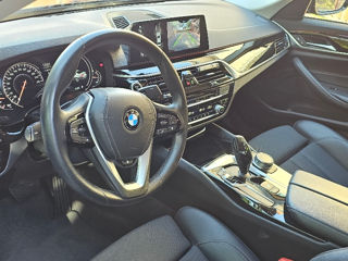 BMW 5 Series foto 7