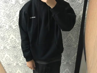 balenciaga hodie foto 2