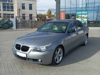 BMW 5 Series foto 9