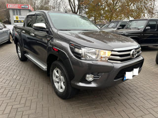 Toyota Hilux foto 8