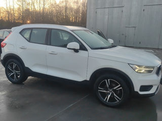 Volvo XC40 foto 2