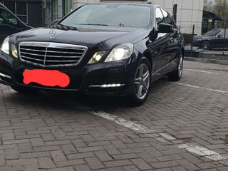 Mercedes E-Class foto 9