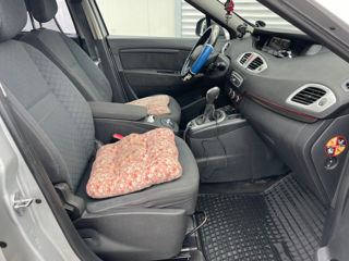 Renault Grand Scenic foto 7