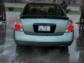 Nissan Altima foto 3