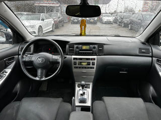 Toyota Corolla foto 8