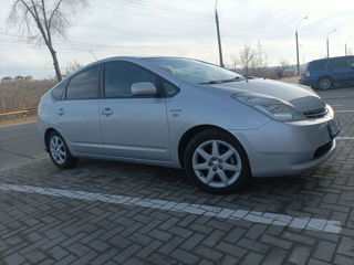 Toyota Prius foto 3