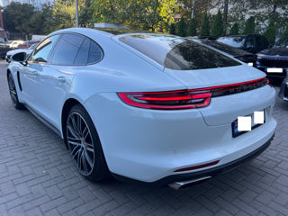 Porsche Panamera foto 4