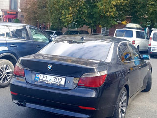 BMW 5 Series foto 2