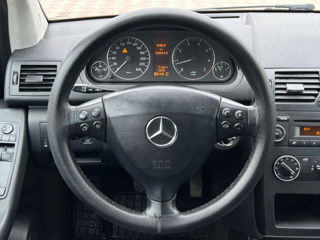 Mercedes A-Class foto 12