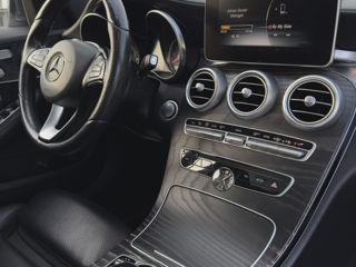 Mercedes C-Class foto 18