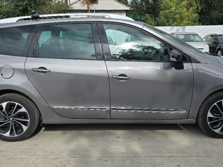 Renault Grand Scenic foto 8