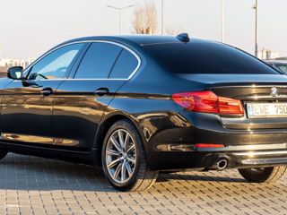 BMW 5 Series foto 2