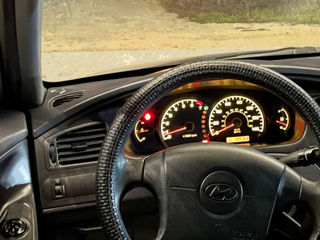 Hyundai Elantra foto 9