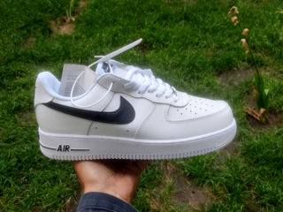 Nike Air force white black din Anglia aduse foto 1