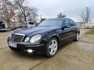 Mercedes E-Class foto 2