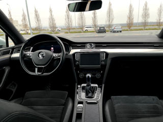 Volkswagen Passat foto 8