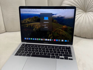 MacBook Pro M2 2022