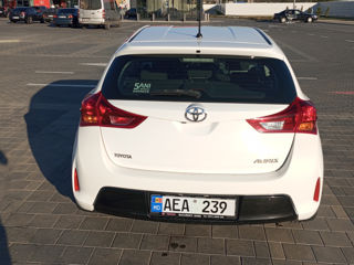 Toyota Auris foto 7