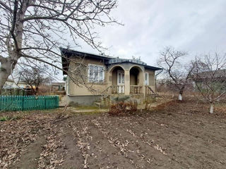 Se vinde casă spațioasă situată la doar 5 km distanță de orașul bălți!