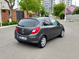 Opel Corsa foto 3